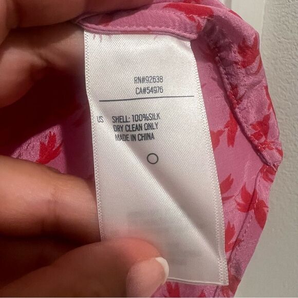 Fossil Vintage Women's 100% Silk Button Up Shirt Pink/Red Bird Print Sz. XS - Picture 6 of 10